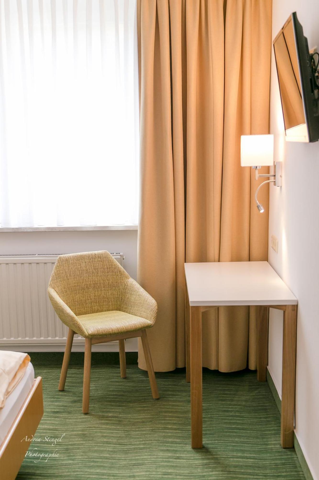 Waldhotel Linzmuehle Kahla  Extérieur photo