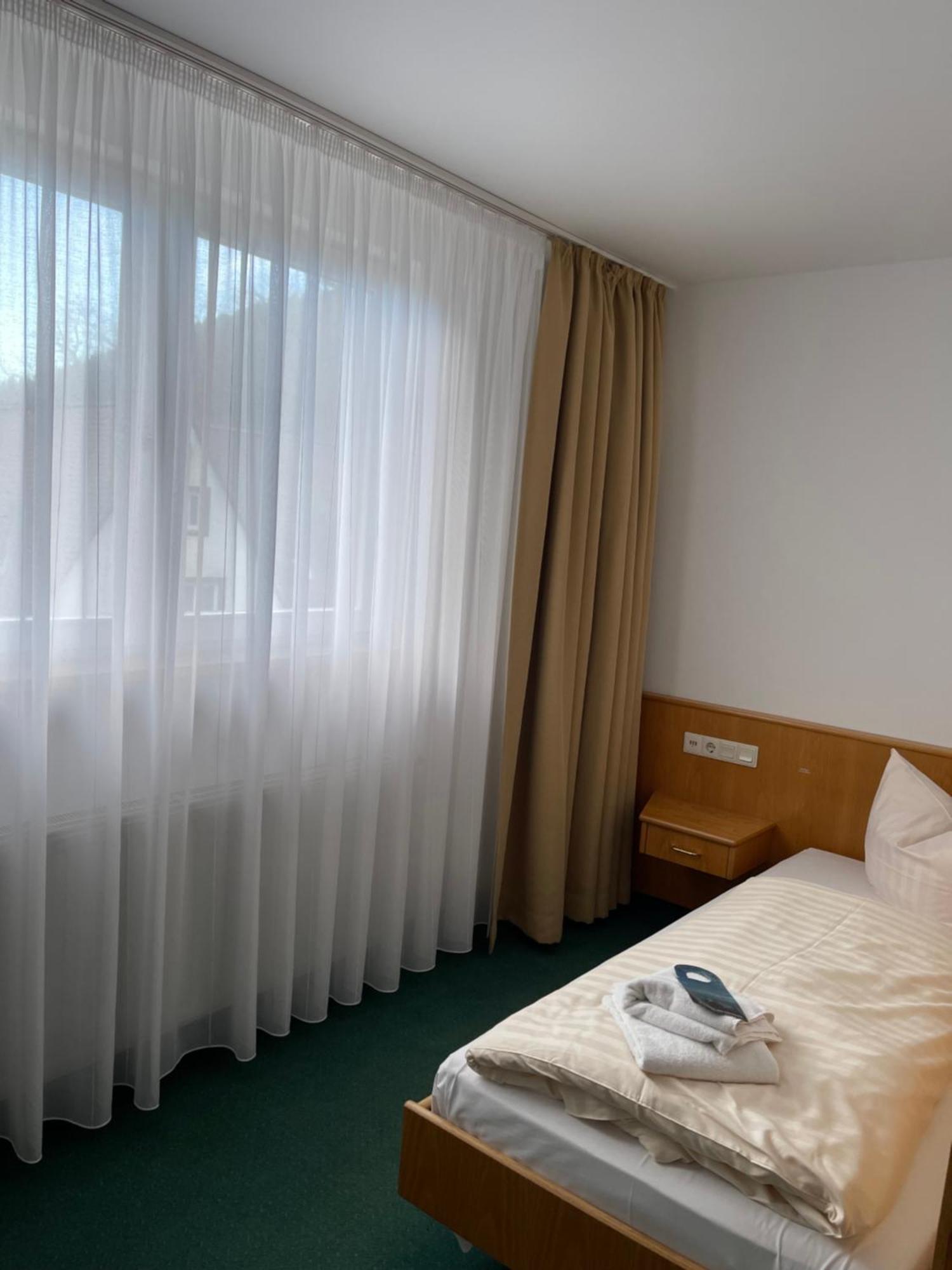 Waldhotel Linzmuehle Kahla  Extérieur photo